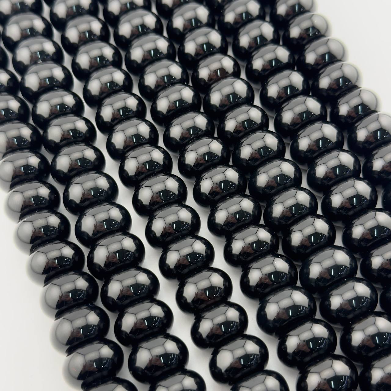 Агат черный форма рондель размер 16*9мм натуральный камень