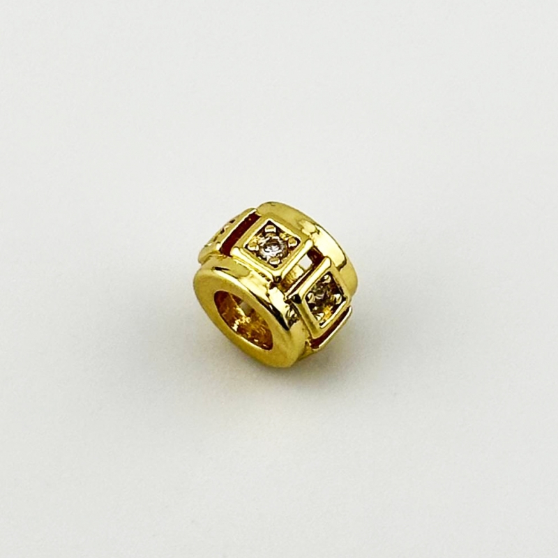 Ювелирная бусина с фианитами размер 6*8,6мм